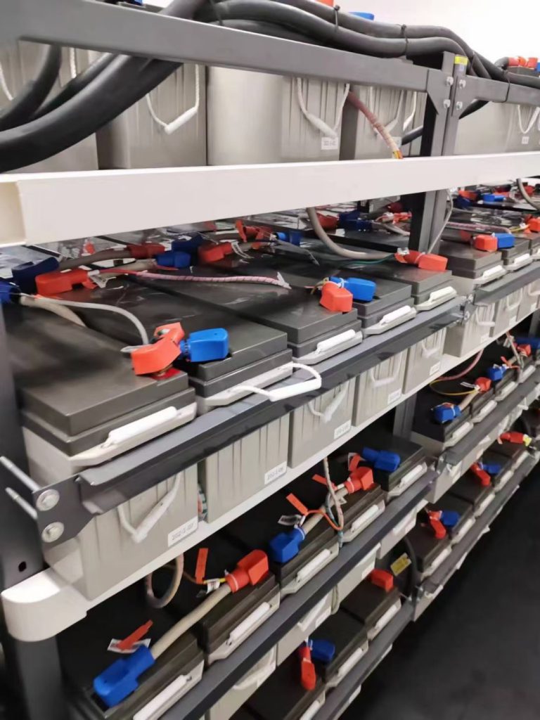 報社機房UPS電池在線監控系統安裝-武漢中電通電力設備有限公司